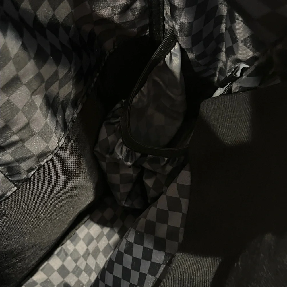 Thread Utility Black Tote Bag - Picture 3 of 4